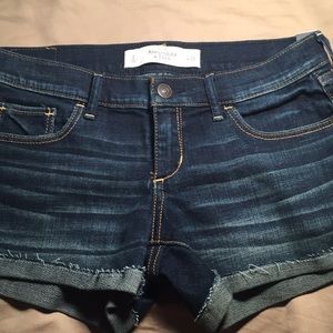 A&F low rise midi shorts